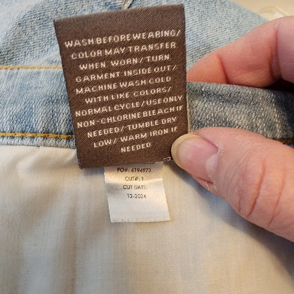 Torrid High Rise Ankle Crop Classic Denim, Size 14 - Picture 4 of 9